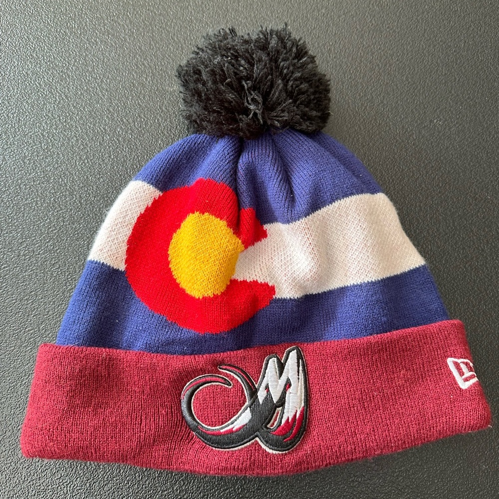 Colorado mammoth lacrosse team beanie new era brand.